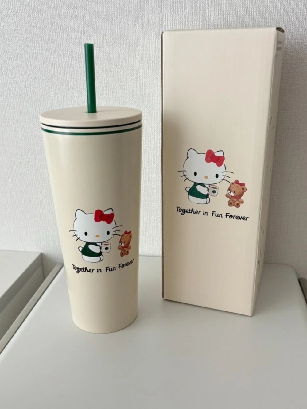 Starbucks x Hello Kitty Stainless Steel Cold Cup 16oz 473ml Straw & Box New